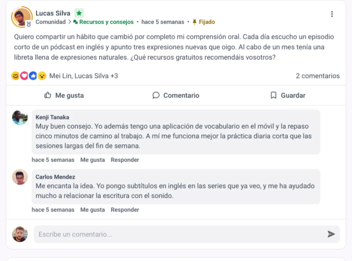 Publicación de la comunidad en MemberArea con reacciones, número de comentarios y dos respuestas de miembros debajo