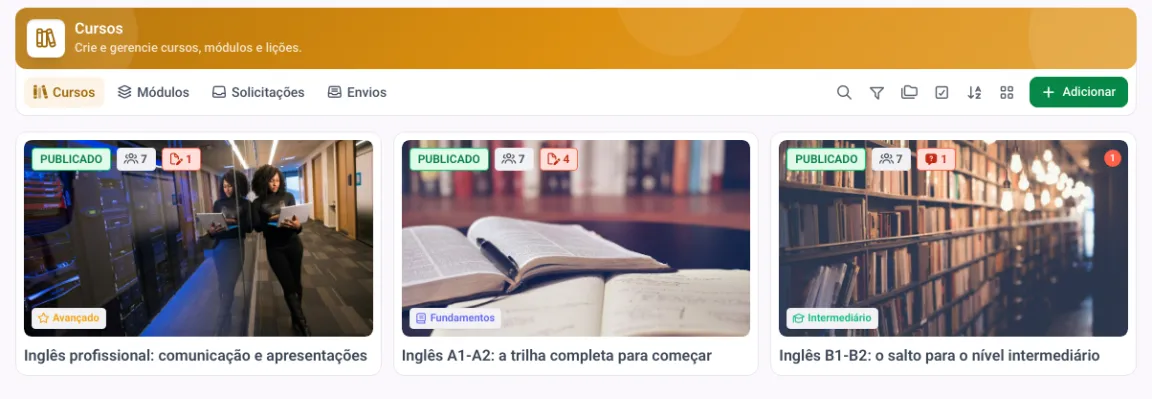 Lista de cursos no MemberArea com categorias, número de membros e última edição por curso